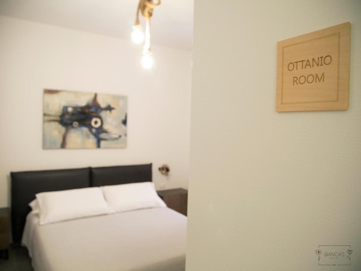 Bianca'S Rooms Trani Bagian luar foto